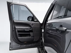 2017 Land Rover Range Rover Vogue SE — photo 7