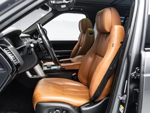 2017 Land Rover Range Rover Vogue SE — photo 10