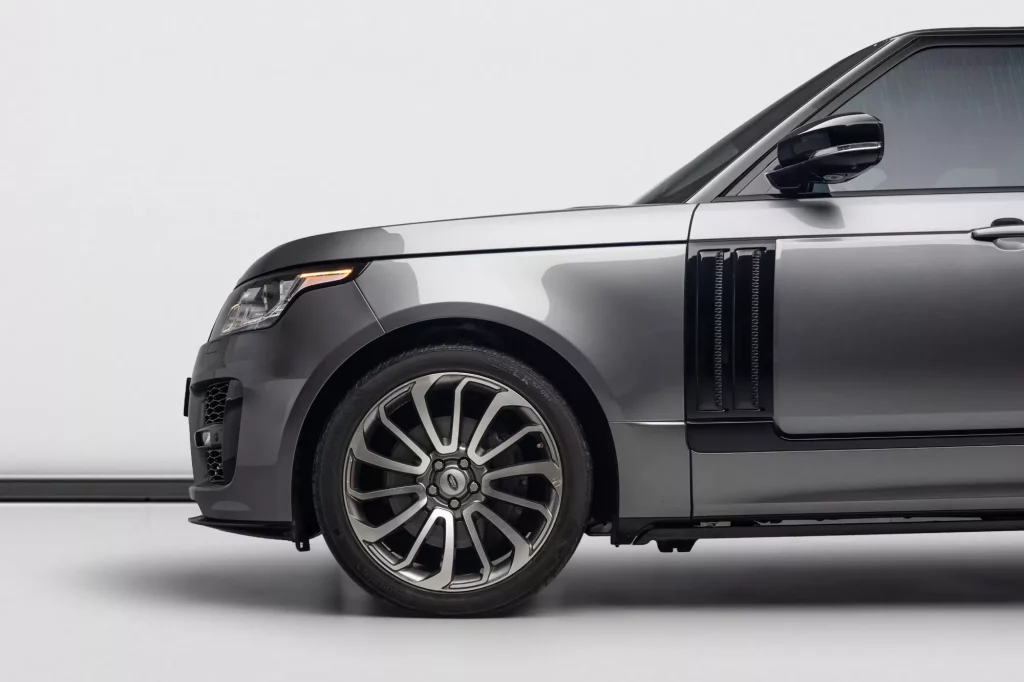 2017 Land Rover Range Rover Vogue SE — photo 6