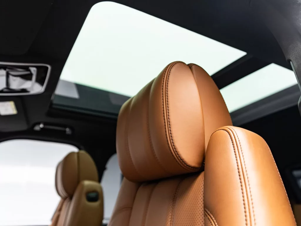 2017 Land Rover Range Rover Vogue SE — photo 18