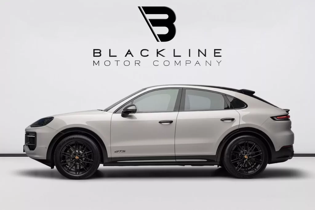 2025 Porsche Cayenne GTS Coupe — photo 3