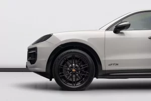 2025 Porsche Cayenne GTS Coupe — photo 6
