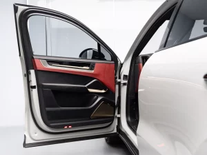 2025 Porsche Cayenne GTS Coupe — photo 8