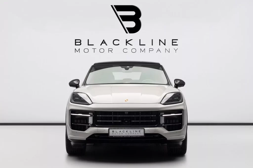 2025 Porsche Cayenne GTS Coupe — photo 2