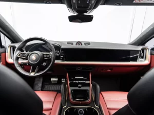 2025 Porsche Cayenne GTS Coupe — photo 18