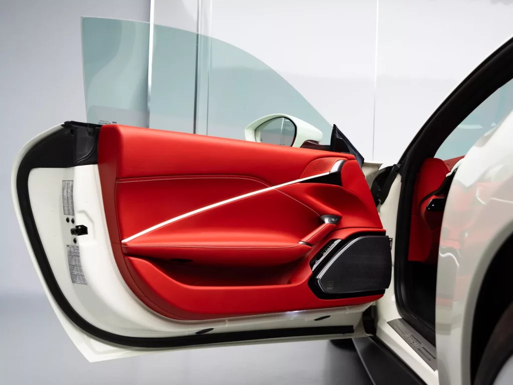 2024 Ferrari Roma — photo 8