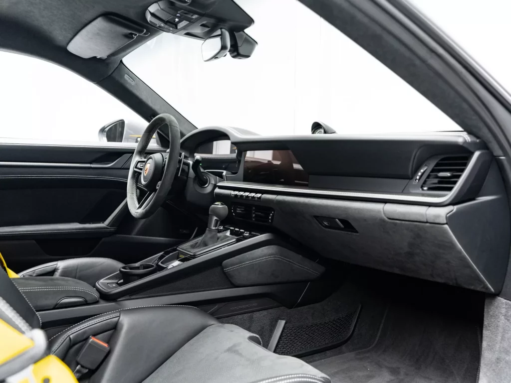 2026 Porsche 911 GT3 — photo 5