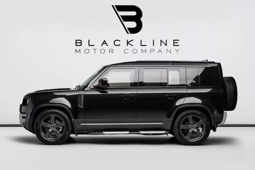 2023 Land Rover Defender P300 SE — photo 6