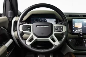 2023 Land Rover Defender P300 SE — photo 11