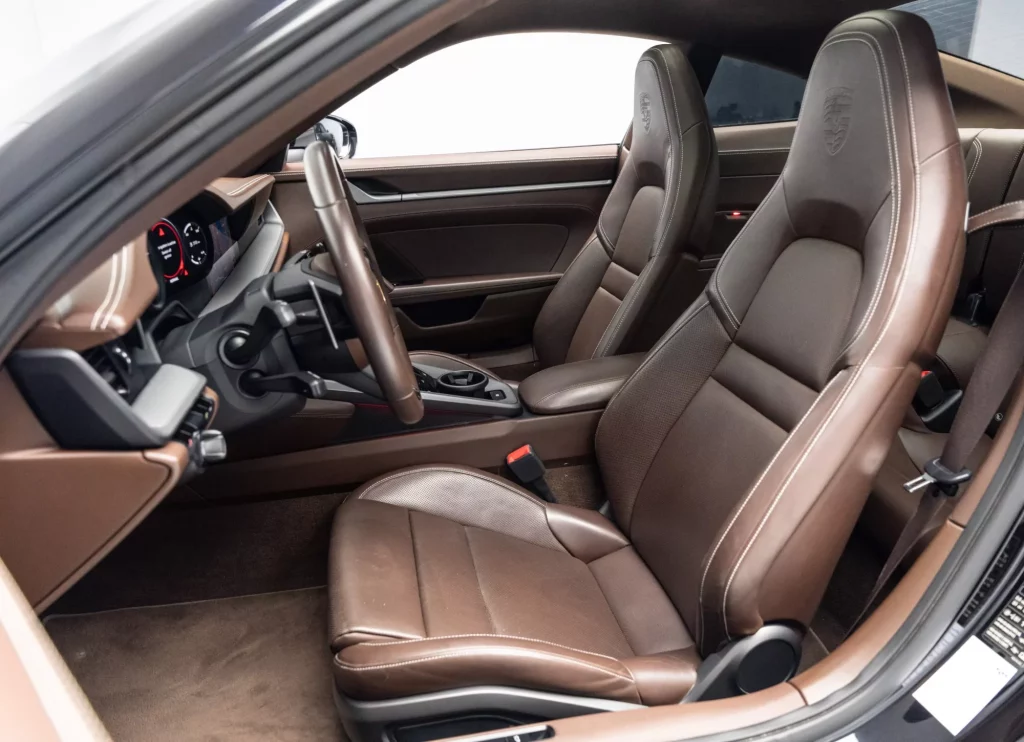2021 Porsche 911 Carrera S — photo 9