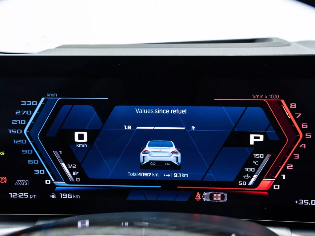 2025 BMW M2 — photo 14