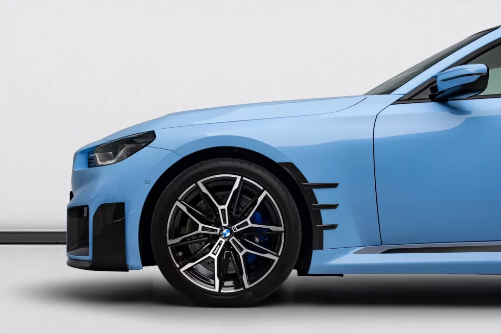 2025 BMW M2 — photo 8