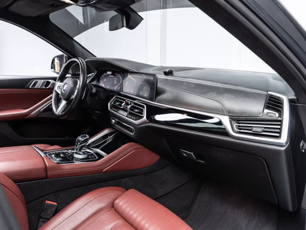 2022 BMW X6 M50i — photo 14