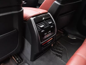 2022 BMW X6 M50i — photo 21